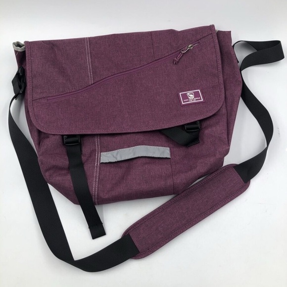 Traveling this year?  Oiwas Messenger Bag ~ Purple Canvas Satche - Picture 2 of 8